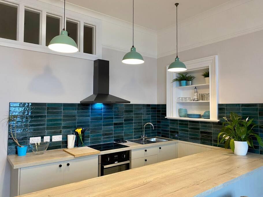 Westbay Seafront Apartment 奥本 外观 照片